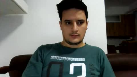 Snapshot of fraromeo2 chatting on 7, 1, 2026 fraromeo2 online show from 7, 1, 2026