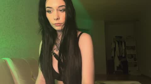Snapshot of frau_basted chatting on 23, 1, 2025 mistress Bastet and mintcola online show from 23, 1, 2025
