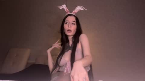 Snapshot of frau_basted chatting on 3, 2, 2025 mistress Bastet and mintcola online show from 3, 2, 2025