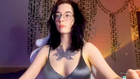 Snapshot of frau_basted chatting on 12, 3, 2025 mistress Bastet and mintcola online show from 12, 3, 2025