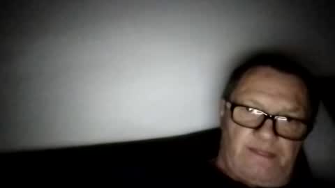 Snapshot of frauenfeind1 chatting on 4, 11, 2025 Wolfi online show from 4, 11, 2025