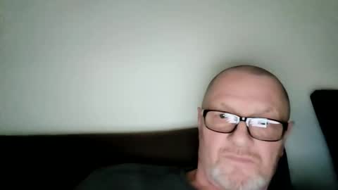 Wolfi online show from 17, 2, 2026