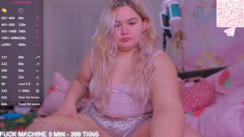 Snapshot of freakcute_friends chatting on 17, 1, 2026 Alice online show from 17, 1, 2026