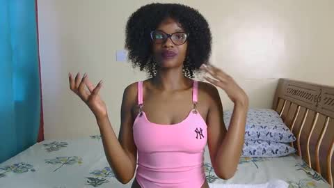 Nessa-Independent model online show from 8, 12, 2024