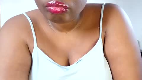 Snapshot of freaky08 chatting on 4, 10, 2025 freaky08 online show from 4, 10, 2025