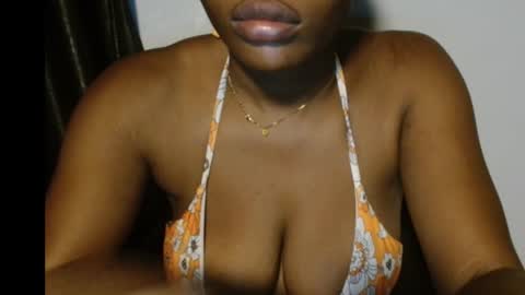 Snapshot of freaky_luna chatting on 15, 10, 2025 luna online show from 15, 10, 2025