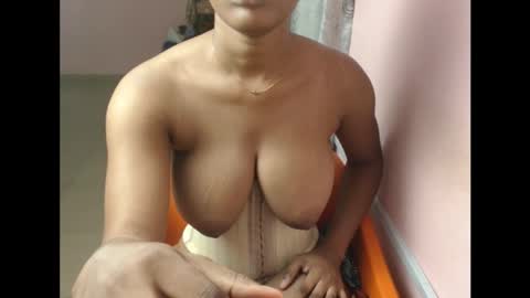 Snapshot of freaky_luna chatting on 3, 2, 2026 luna online show from 3, 2, 2026