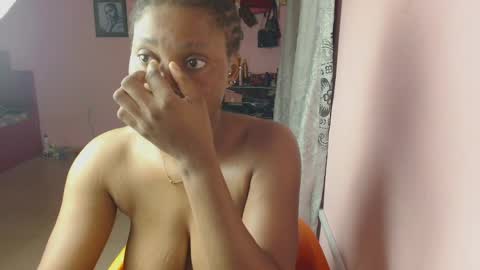 Snapshot of freaky_luna chatting on 13, 4, 2026 luna online show from 13, 4, 2026