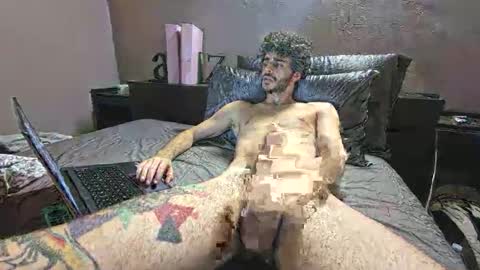 Snapshot of freakyhole chatting on 30, 9, 2025 freakyhole online show from 30, 9, 2025