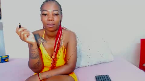 FreakyScarlet00 online show from 25, 9, 2025