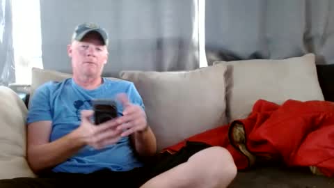 Snapshot of frecklefreaks2025 chatting on 1, 3, 2026 Freckle Freaks online show from 1, 3, 2026