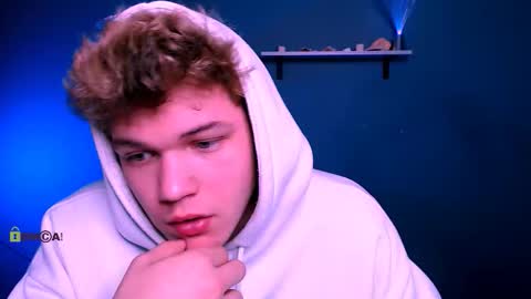 Snapshot of fred_strong chatting on 16, 12, 2025 Freddy online show from 16, 12, 2025