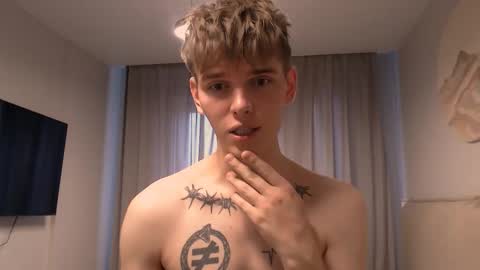 Snapshot of fredd_xanderrs chatting on 24, 10, 2025 fredd_xanderrs online show from 24, 10, 2025