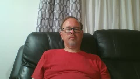 Snapshot of freddieknuck chatting on 18, 4, 2026 Just Fred online show from 18, 4, 2026