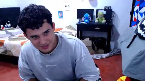 Snapshot of freddy_romans2 chatting on 19, 6, 2026 freddy romans online show from 19, 6, 2026