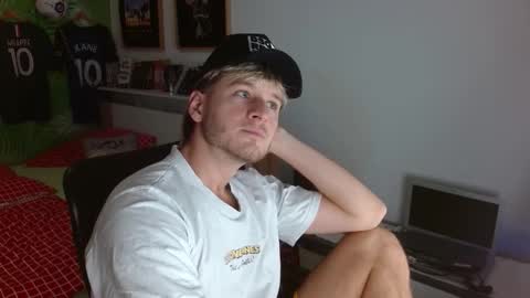 Snapshot of freddy_star chatting on 13, 1, 2026 Frederick Perin online show from 13, 1, 2026