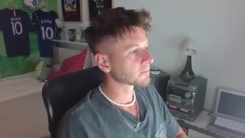 Snapshot of freddy_star chatting on 7, 7, 2026 Frederick Perin online show from 7, 7, 2026