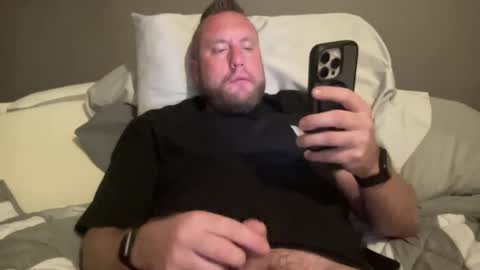 Snapshot of freestyleneary1989 chatting on 17, 9, 2025 Uncutforyou online show from 17, 9, 2025