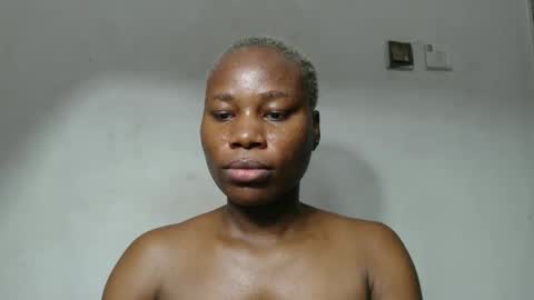 Snapshot of frekkymorelle chatting on 5, 3, 2025 frekkymorelle online show from 5, 3, 2025