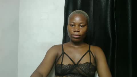 Snapshot of frekkymorelle chatting on 9, 3, 2025 frekkymorelle online show from 9, 3, 2025