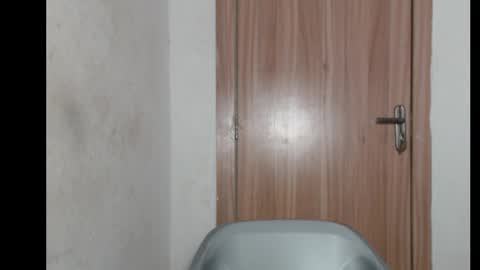 Snapshot of frekkymorelle chatting on 26, 9, 2025 frekkymorelle online show from 26, 9, 2025