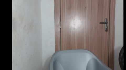 Snapshot of frekkymorelle chatting on 9, 11, 2025 frekkymorelle online show from 9, 11, 2025