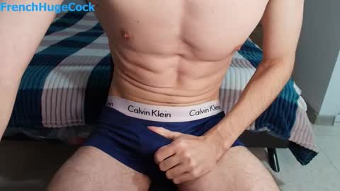 Manson FrenchHugeCock online show from 29, 11, 2025