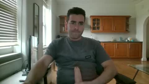 Snapshot of frenchbdmaninlondon chatting on 27, 12, 2024 Horny Paul online show from 27, 12, 2024
