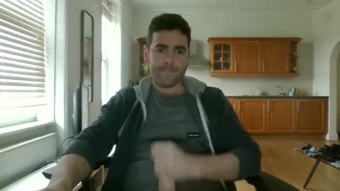 Snapshot of frenchbdmaninlondon chatting on 29, 12, 2024 Horny Paul online show from 29, 12, 2024