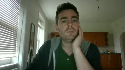 Snapshot of frenchbdmaninlondon chatting on 1, 1, 2025 Horny Paul online show from 1, 1, 2025