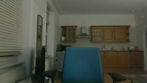 Snapshot of frenchbdmaninlondon chatting on 21, 1, 2025 Horny Paul online show from 21, 1, 2025