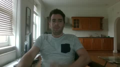 Snapshot of frenchbdmaninlondon chatting on 12, 2, 2025 Horny Paul online show from 12, 2, 2025
