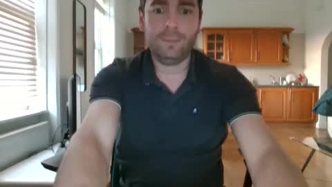 Snapshot of frenchbdmaninlondon chatting on 5, 3, 2025 Horny Paul online show from 5, 3, 2025