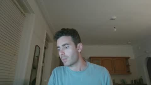 Snapshot of frenchbdmaninlondon chatting on 8, 9, 2025 Horny Paul online show from 8, 9, 2025
