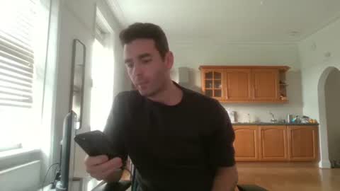 Snapshot of frenchbdmaninlondon chatting on 28, 10, 2025 Horny Paul online show from 28, 10, 2025