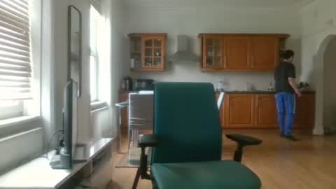 Snapshot of frenchbdmaninlondon chatting on 29, 10, 2025 Horny Paul online show from 29, 10, 2025