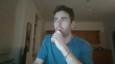 Snapshot of frenchbdmaninlondon chatting on 16, 11, 2025 Horny Paul online show from 16, 11, 2025