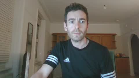 Snapshot of frenchbdmaninlondon chatting on 25, 11, 2025 Horny Paul online show from 25, 11, 2025