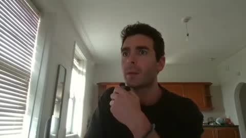 Snapshot of frenchbdmaninlondon chatting on 28, 11, 2025 Horny Paul online show from 28, 11, 2025