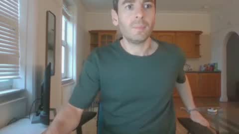 Snapshot of frenchbdmaninlondon chatting on 17, 12, 2025 Horny Paul online show from 17, 12, 2025