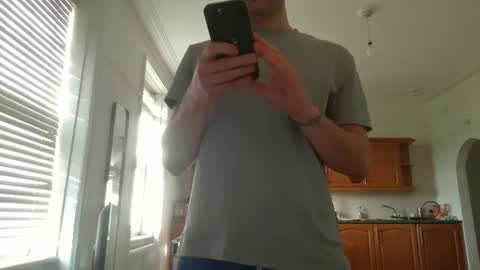 Snapshot of frenchbdmaninlondon chatting on 7, 1, 2026 Horny Paul online show from 7, 1, 2026