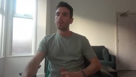 Snapshot of frenchbdmaninlondon chatting on 9, 6, 2026 Horny Paul online show from 9, 6, 2026