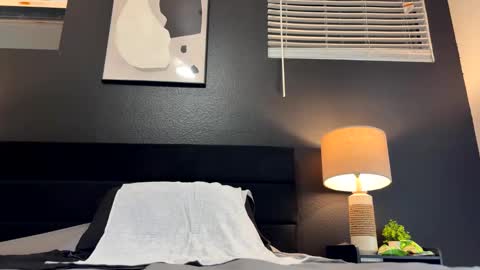 frenchcouple739 online show from 3, 12, 2024