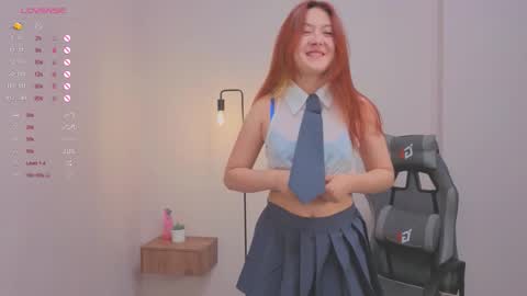 frencheseyes online show from 19, 10, 2025