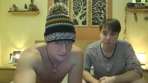 French Horny Bibs online show from 7, 1, 2026