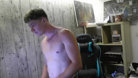 French Horny Bibs online show from 23, 6, 2026
