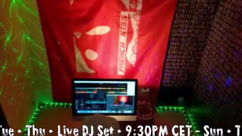 Snapshot of frenchkissdjfk chatting on 2, 11, 2025 frenchkissdjfk online show from 2, 11, 2025