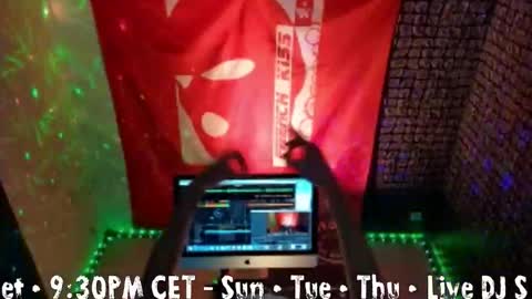 Snapshot of frenchkissdjfk chatting on 6, 11, 2025 frenchkissdjfk online show from 6, 11, 2025