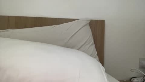 freshman  imonyou98 online show from 9, 11, 2025