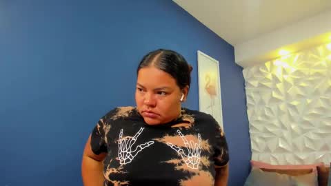 Snapshot of freya_cole_ chatting on 17, 10, 2025 Freya online show from 17, 10, 2025